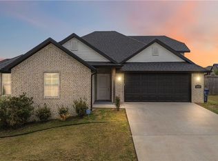 6003 SW Peaceful Ave, Bentonville, AR 72713