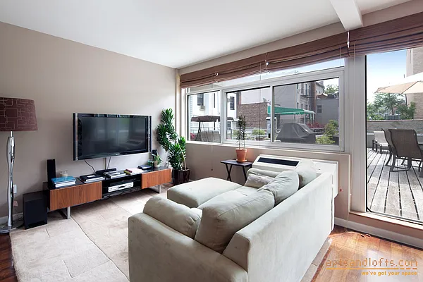 Sold by aptsandlofts.com | media 1