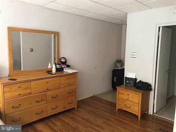 5th image of 2834 Atlantic Ave APT 202