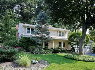 20 Stockbridge Ave, Suffern, NY 10901
