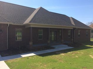 1339 Rippling Waters Cir, Sevierville, TN 37876