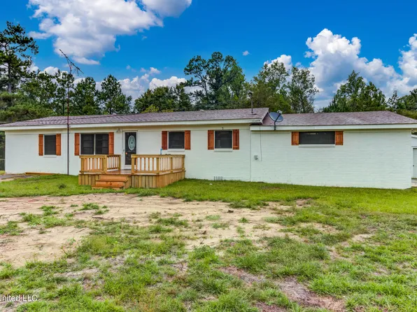 23 E McHenry Rd, McHenry, MS 39561