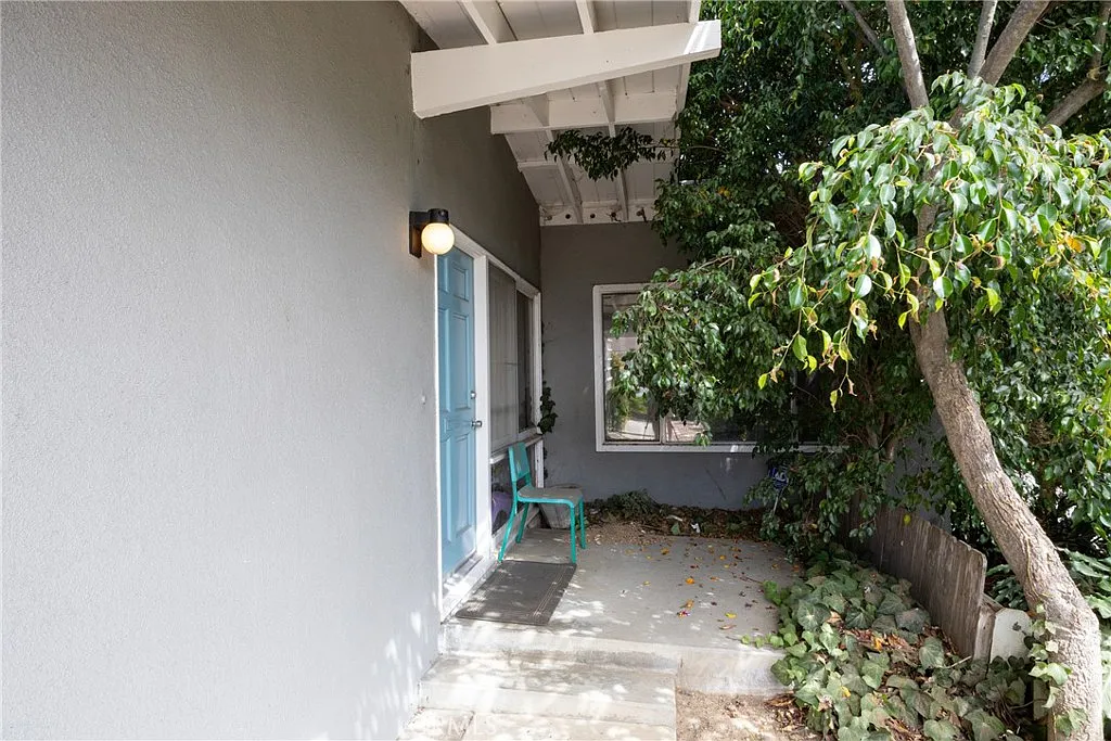 4 bed, 1585 sqft, $4,500 — Photo 4