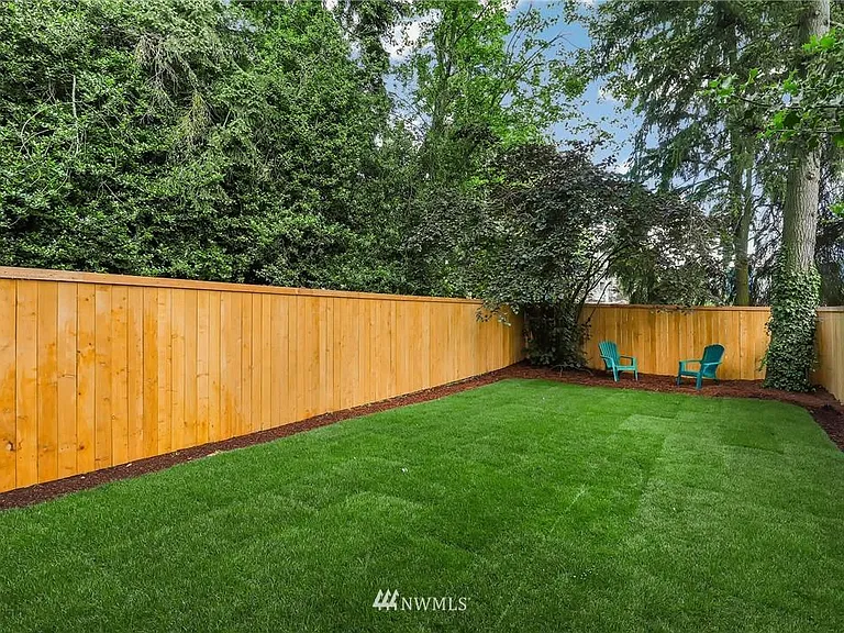 850 NE 123rd St #B — Photo 15