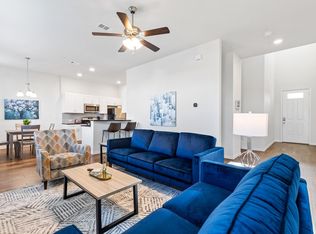 4307 Hebron St, Irving, TX 75061