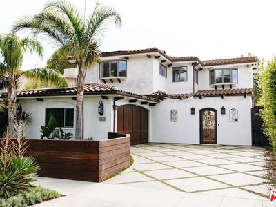 7426 W 82nd St, Los Angeles, CA, 90045
