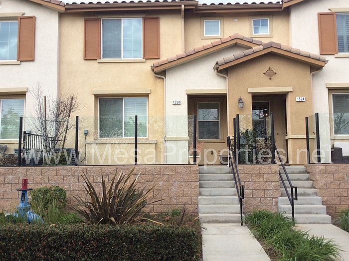 1st image of 1528 Barcelona Ct