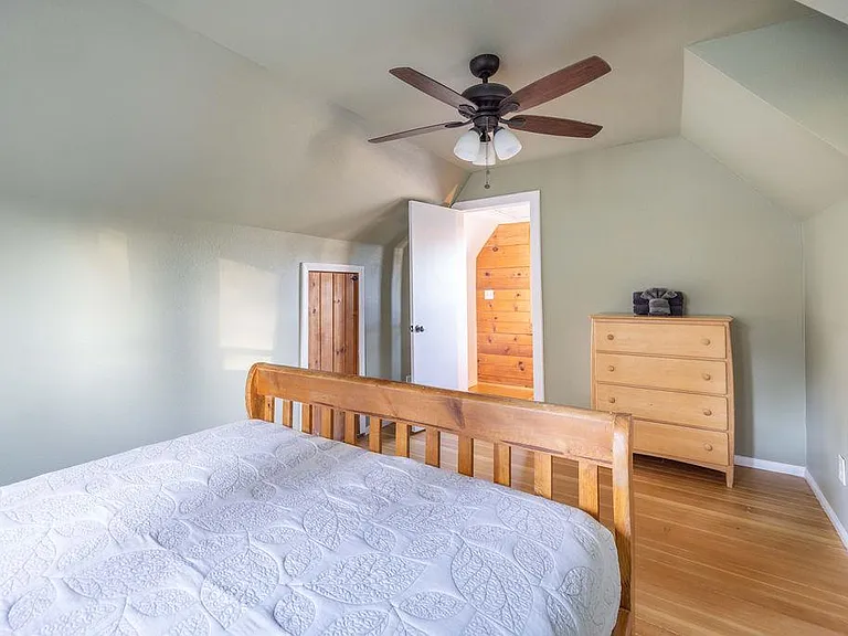 45712 1st Ln — Photo 23