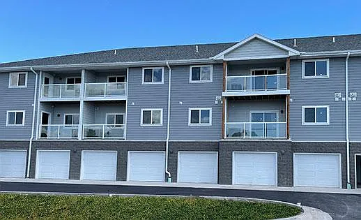 1330 E Minnesota St #207