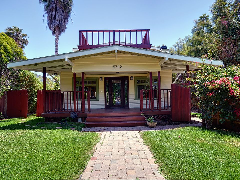 Main House 3BR/2BH 1800SqFt