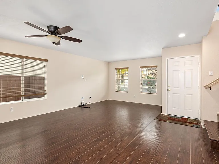 16474 Denhaven Ct — Photo 25