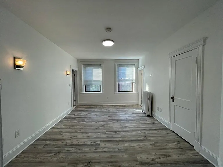 90 Brainerd Rd #14 — Photo 3
