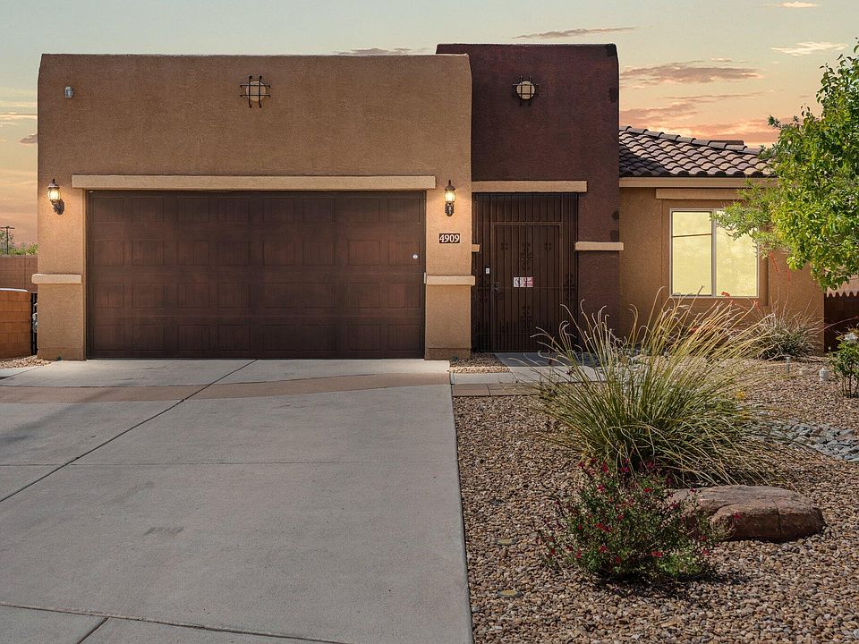 1st image of 4909 Calle Espana NW