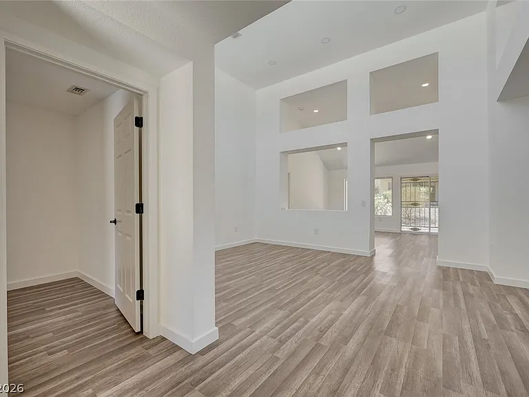 2413 Keiser Ct — Photo 10