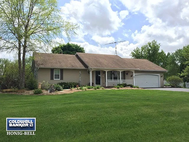 4805 Taffy Ct photo 1