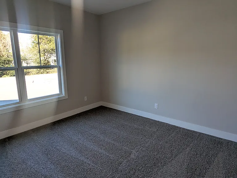 205 White Ave — Photo 15