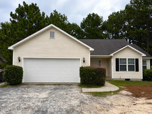 155 Pecan Lane, Aberdeen, NC 28315