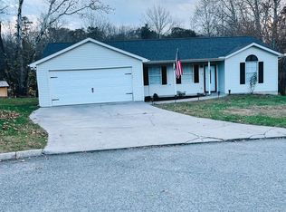 7606 Trey Oaks Ln, Knoxville, TN 37918