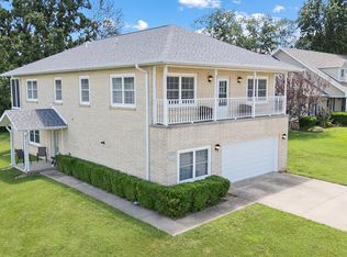 1110 Lake Road Drive, Cassville, MO 65625