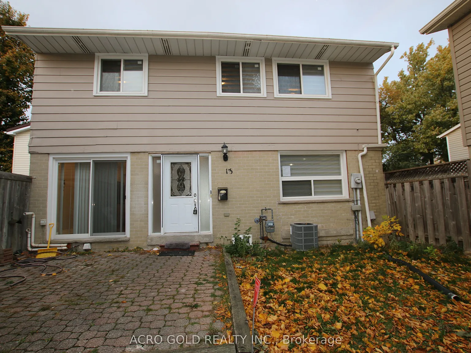 4 bed, $3,100 — Photo 2