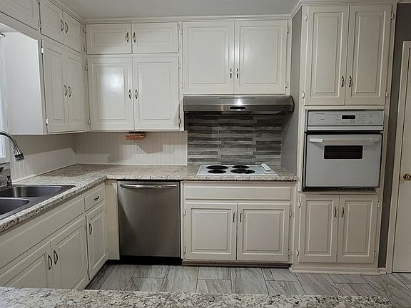 5th image of 3309 Mariana Ave