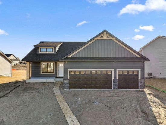 17816 Embers Ave, Lakeville, MN 55044