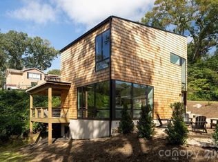 7 Haith Dr, Asheville, NC 28801