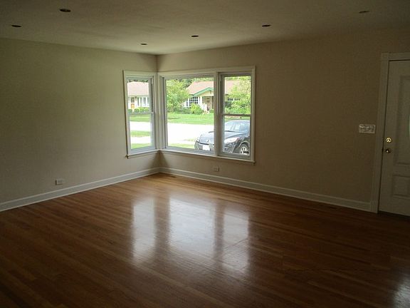 2nd image of 1509 W Miner St