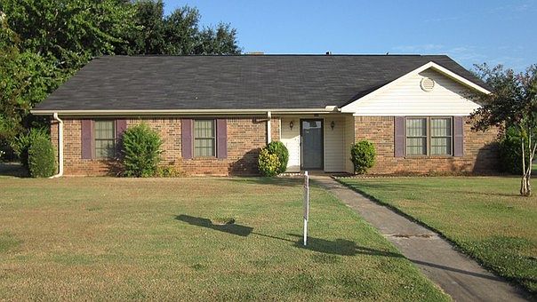 1st image of 612 Oakland Dr