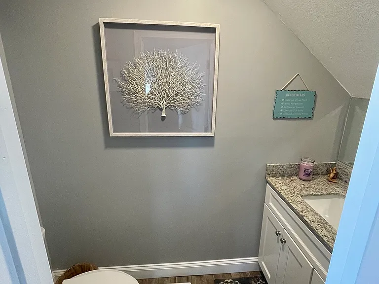 18 Tuttle Ave #1 — Photo 3