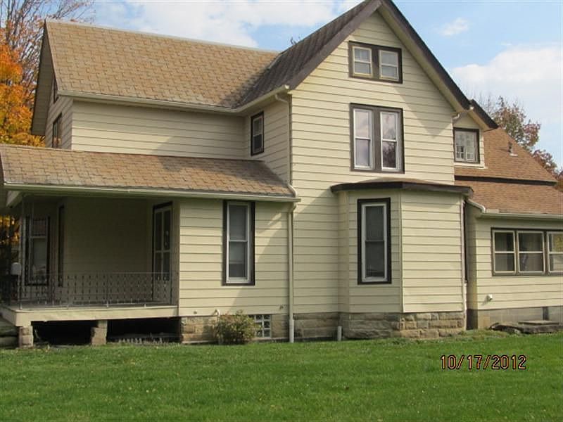 2nd image of 402 W Washington St