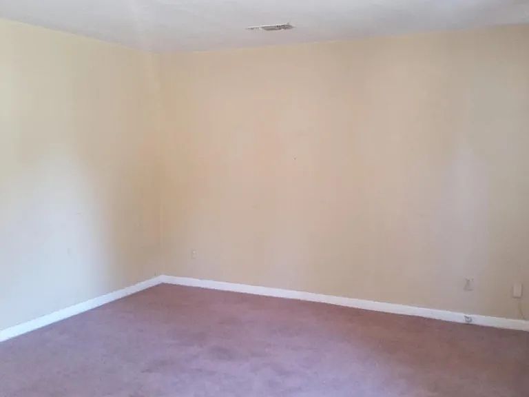 1st image of 8965 9th Ave
