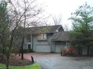 6706-3 Ridgeway Dr, Aurora, OH 44202