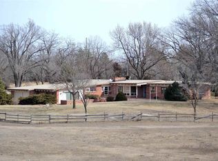 3103 E 43rd Ave, Hutchinson, KS 67502