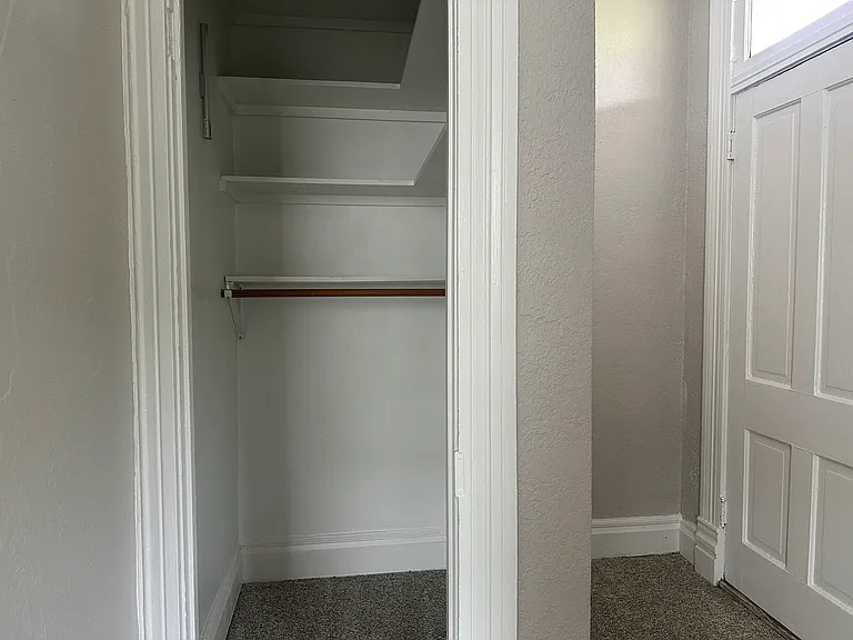 1416 William St #1 — Photo 11