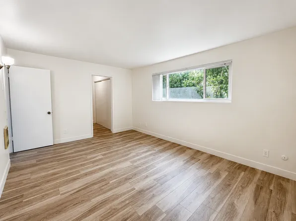 1944 S Broadway, Escondido, CA