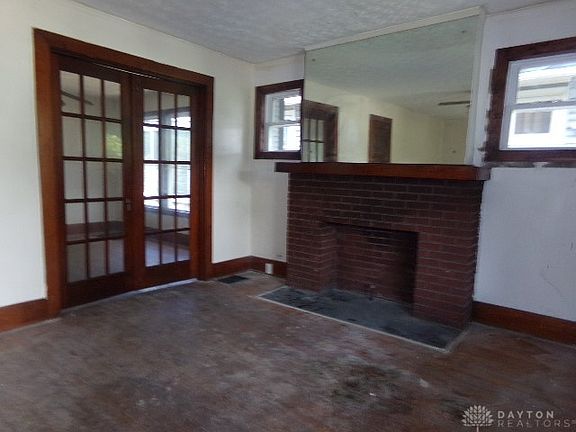 3rd image of 2155 Philadelphia Dr