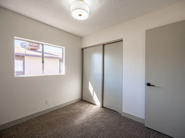 208 Bruce St #C — Photo 32