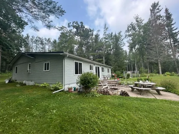 727 Norway Dr, Mio, MI 48647