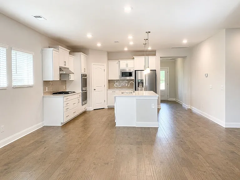 1708 Boardwalk Pl — Photo 6