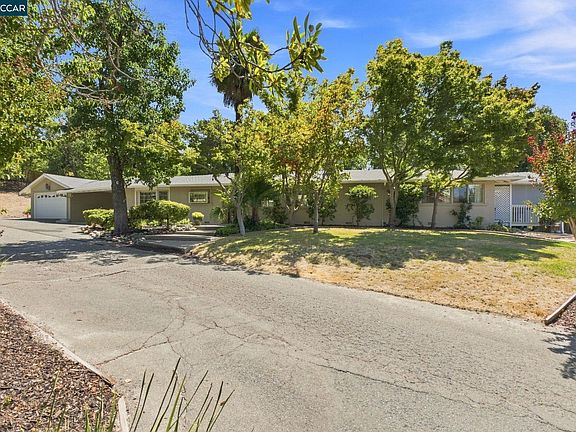 2nd image of 232 Dantley Way