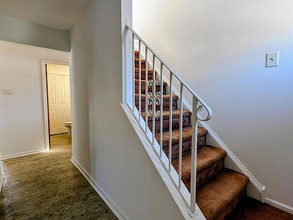 4th image of 1 W Belair Rd