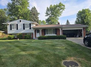 1144 Pickwick Pl, Flint, MI