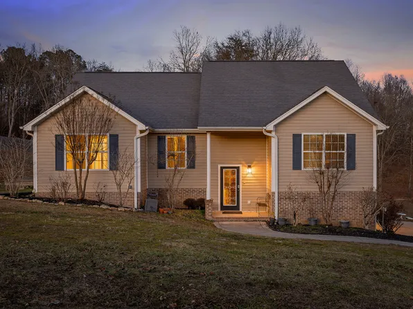 10752 Callie Marie Dr, Soddy Daisy, TN 37379