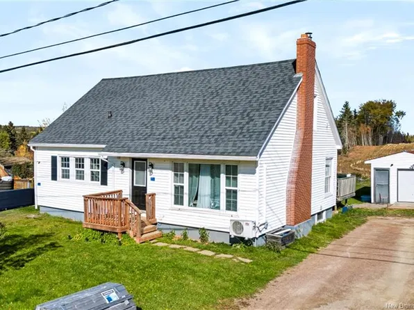 71 Ogden Mill Rd, Sackville, NB E4L 3H9