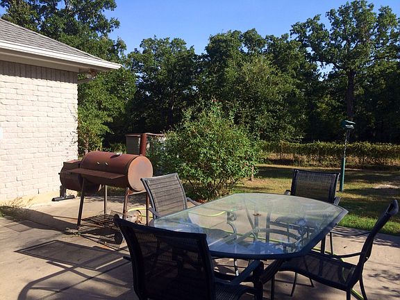 4th image of 480 Brooks Ln