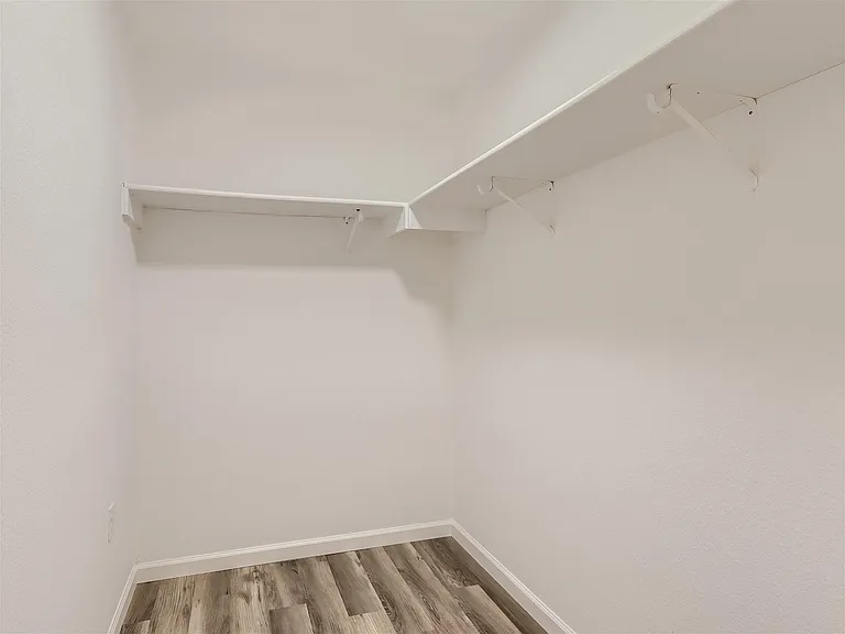 1520 Curameng Cv — Photo 13