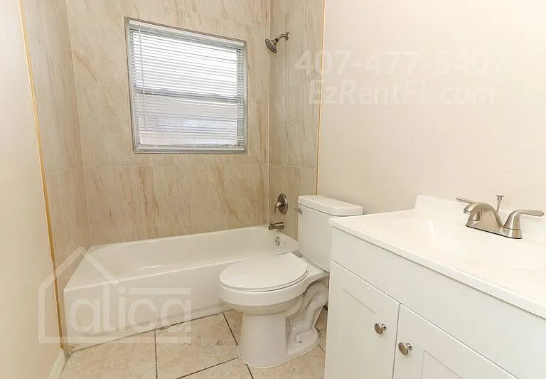 2405 Chase Ave — Photo 15