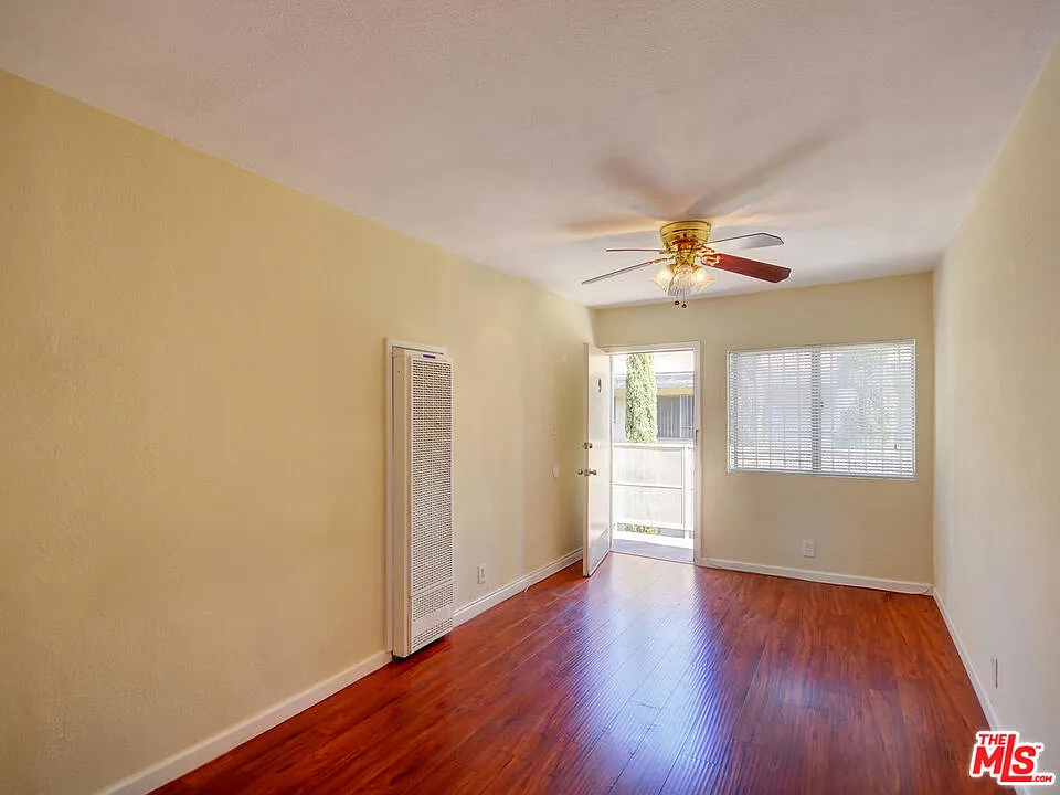 2 bed, 1.0 bath, $2,395 — Photo 4