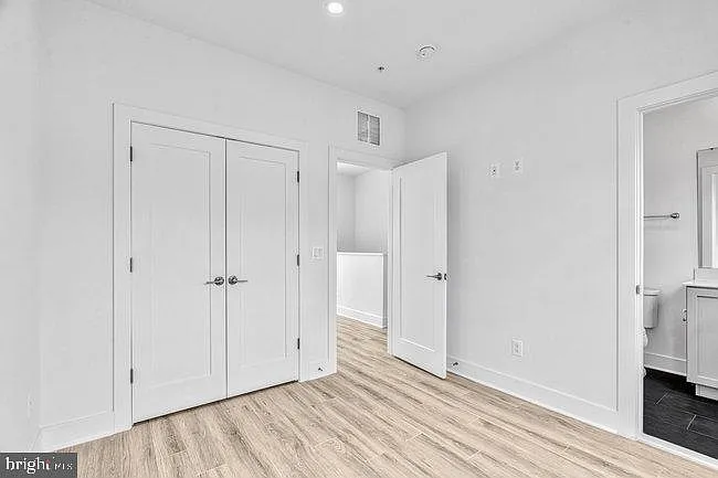 11236 Bunsen St — Photo 44